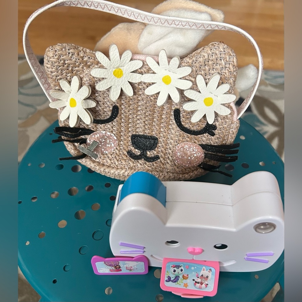 Kids Cat-Themed Toy Set with Camera and Bag